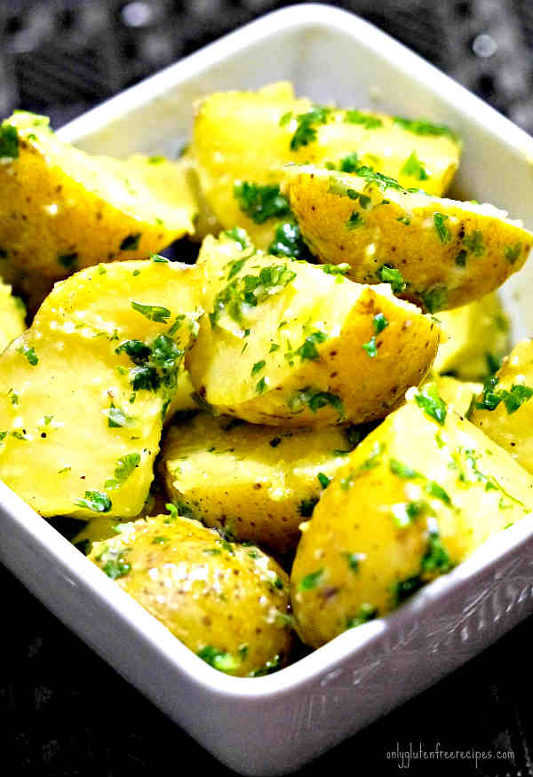 Simple Potatoes With Parsley and Garlic