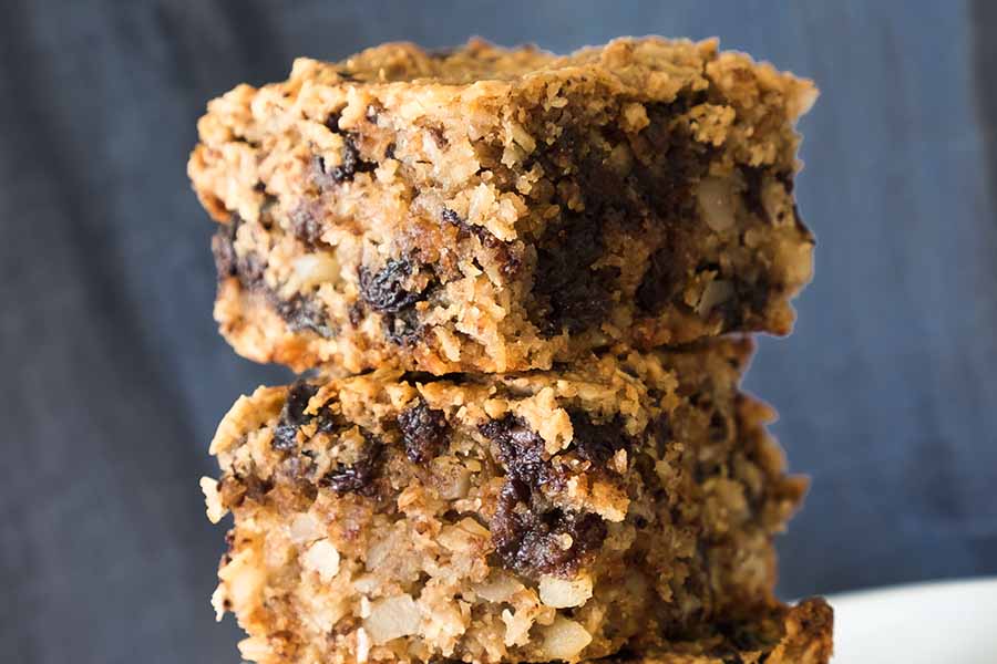2 oatmeal squares stacked