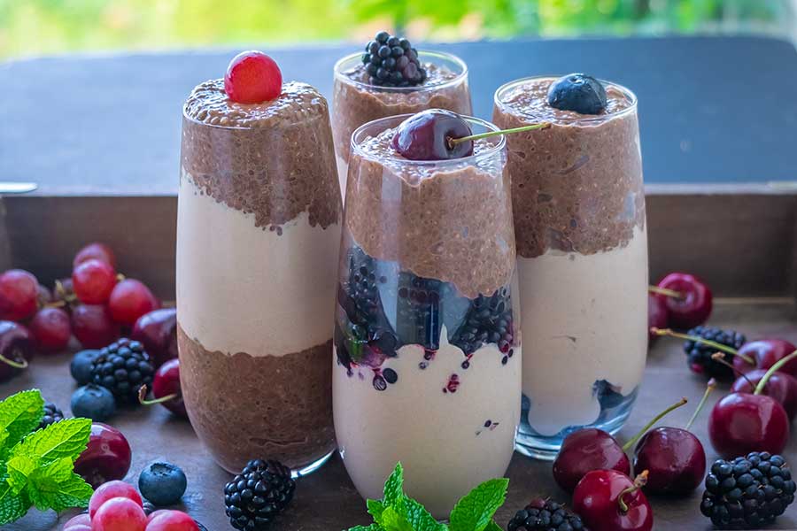 mocha chia pudding, vegan