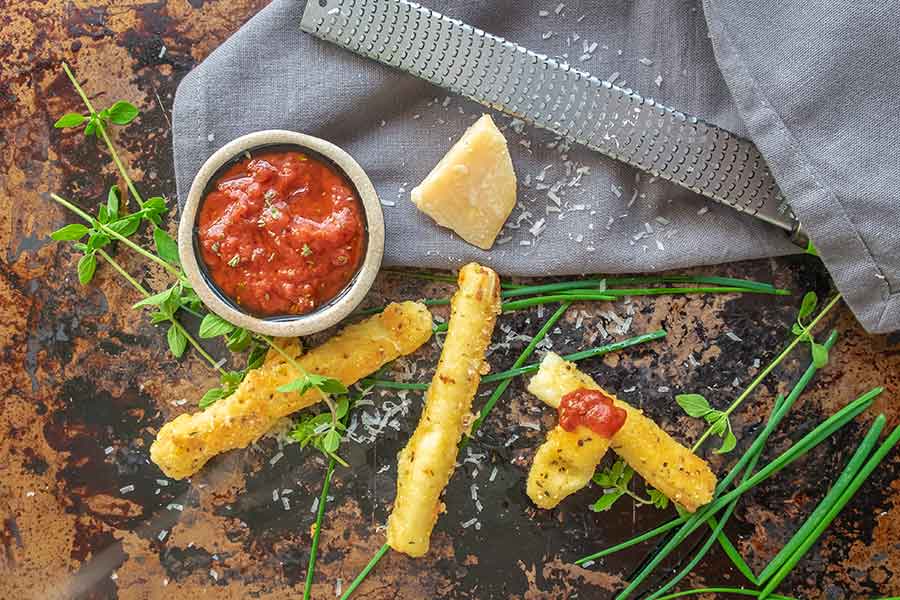 mozzarella cheese sticks