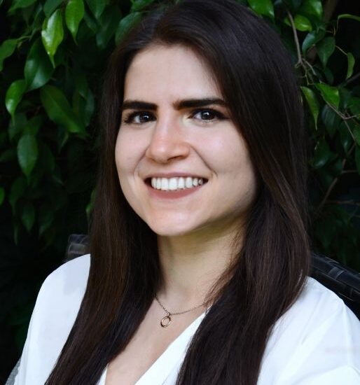 Avery Zenker plant-based nutritionist & dietitian