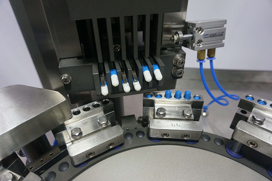 Hard Gelatin Capsule Filling Machine Made in China.jpg